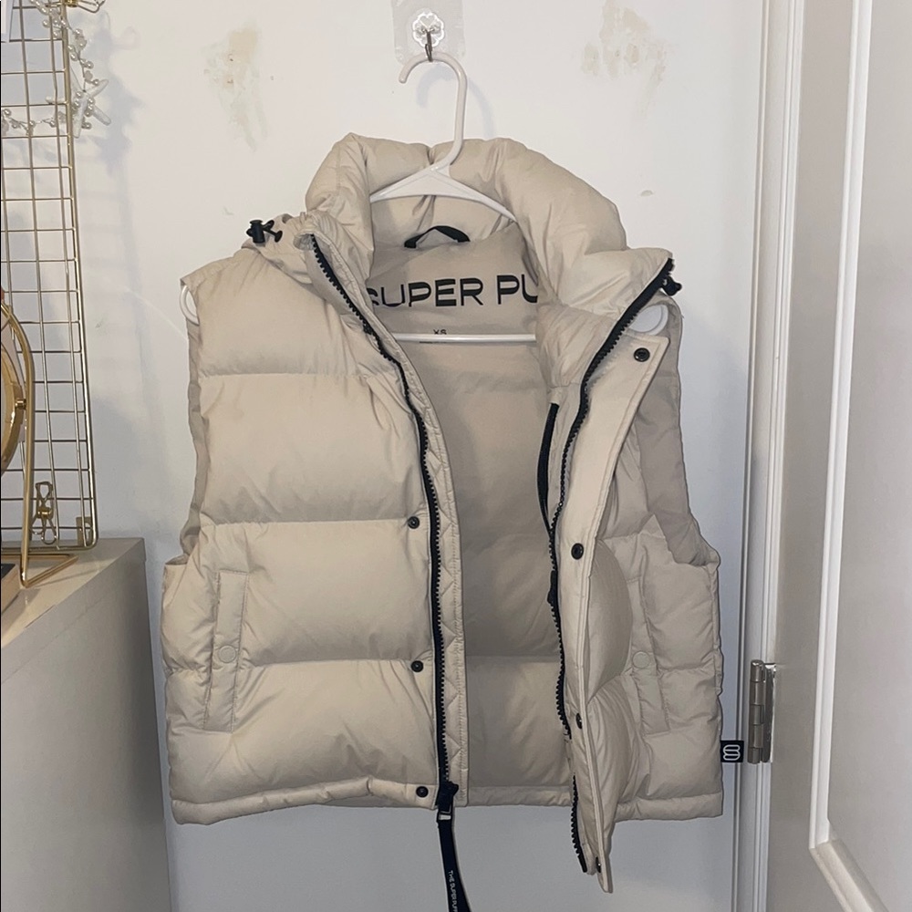 SuperPuff Cream/Ivory Puffer Vest